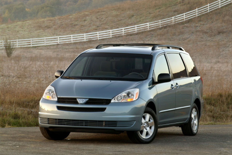 Toyota-Sienna-2021-1600-14.jpg