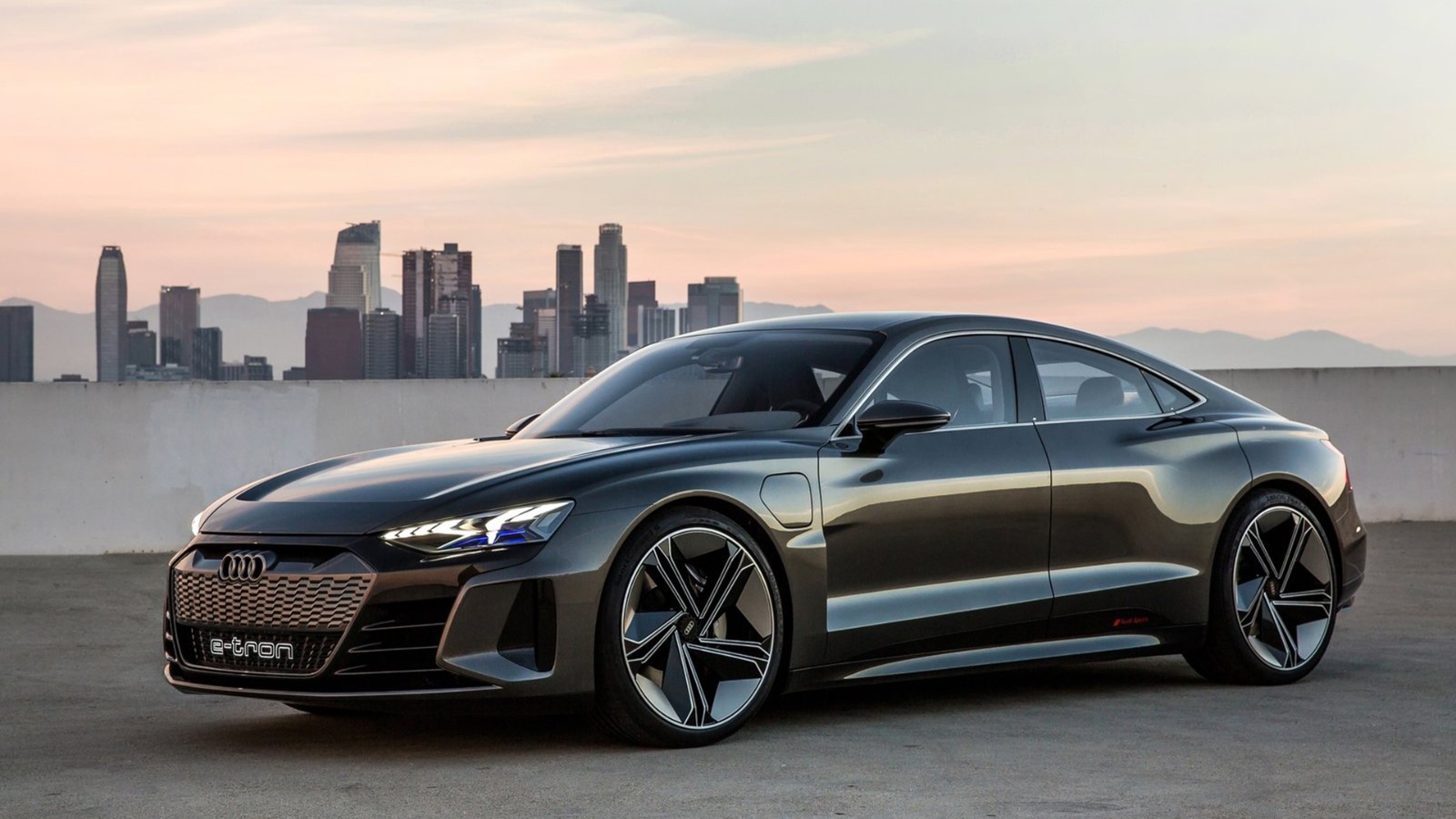 Audi-e-tron_GT_Concept-2018-1600-04.jpg