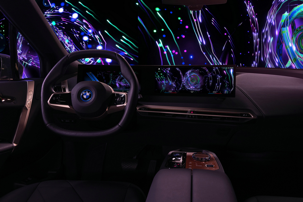 2022-BMW-iX-M60-art-mode-13.jpg