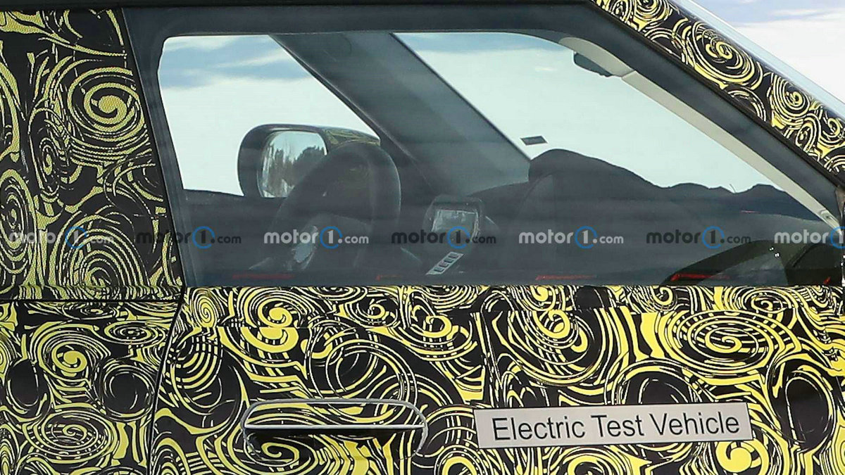 new-mini-three-door-spy-shots (6).jpg