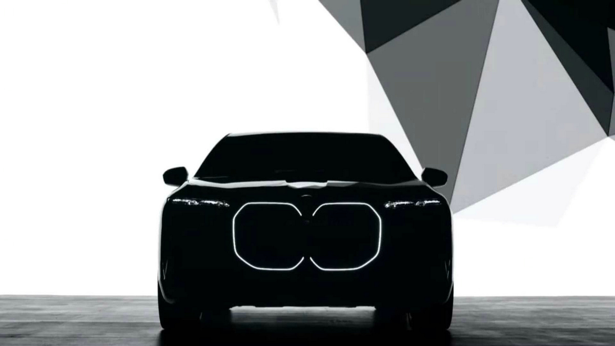 2023-bmw-i7-teaser (2).jpg