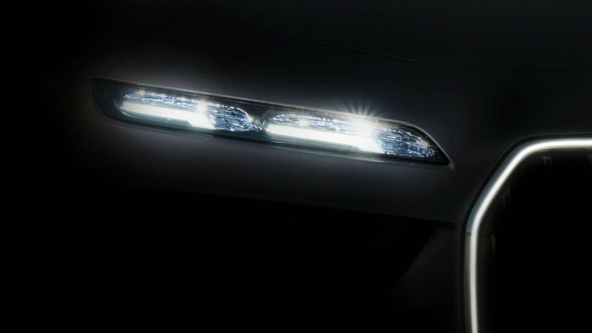 2023-bmw-i7-teaser.jpg