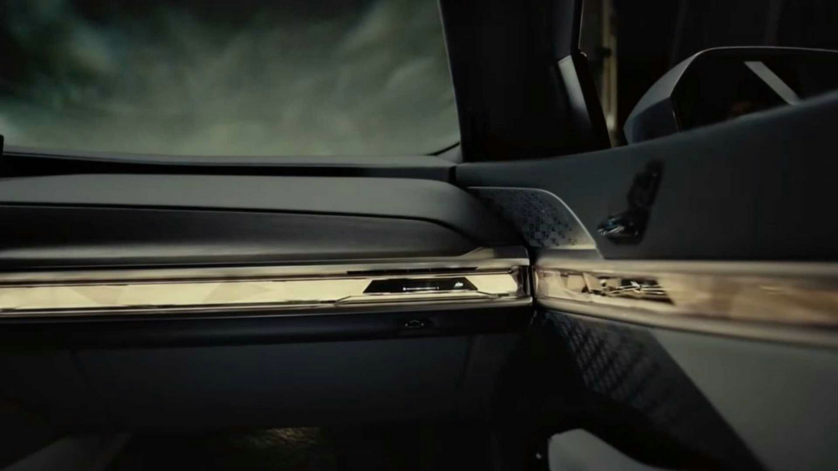 2023-bmw-i7-teaser (6).jpg