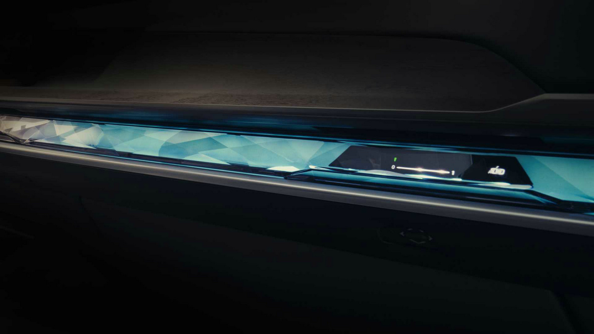 2023-bmw-i7-teaser (3).jpg