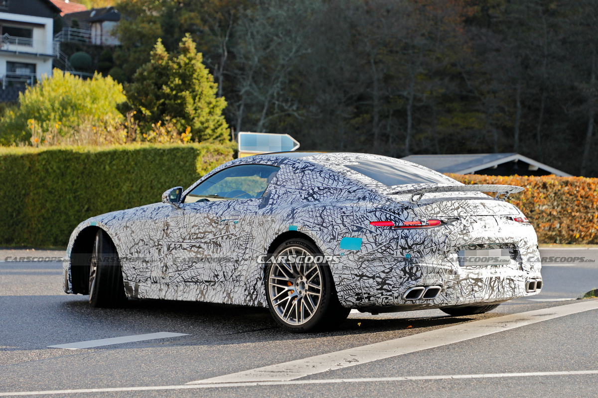 Mercedes-AMG-GT-Edition-1-Scoop-6.jpg