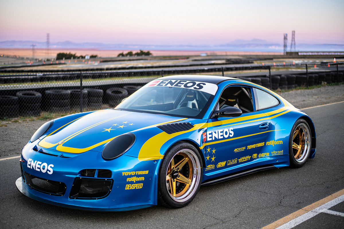 Eneos-Porsche-911-GT3-STI-By-DevSpeed-Motorsports-1.jpg