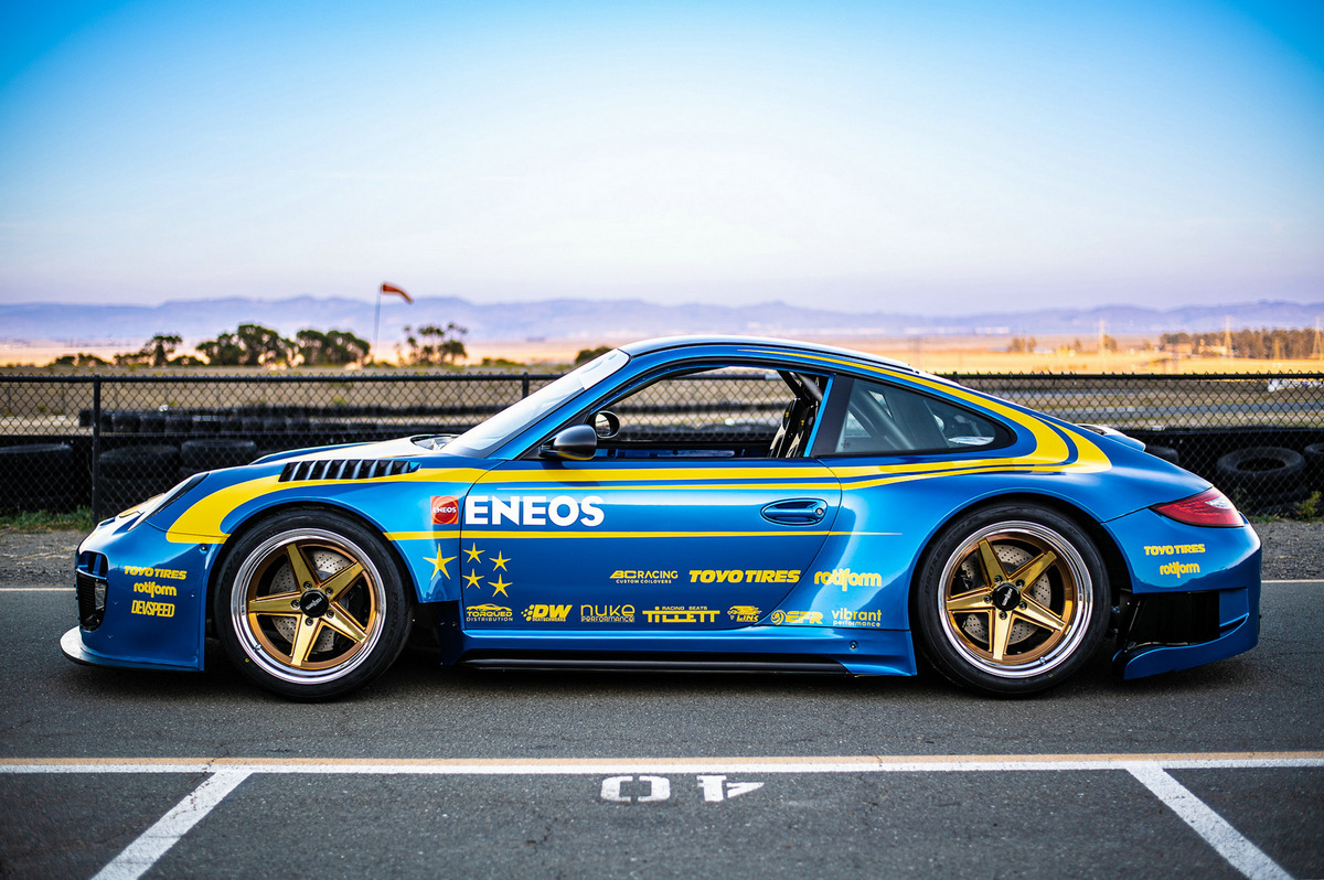 Eneos-Porsche-911-GT3-STI-By-DevSpeed-Motorsports-2.jpg