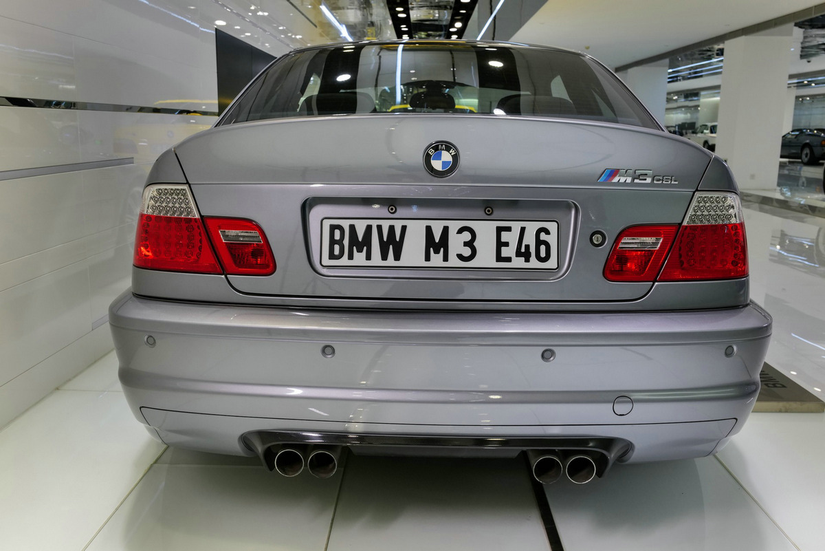 BMW-M3-CSL-6.jpg