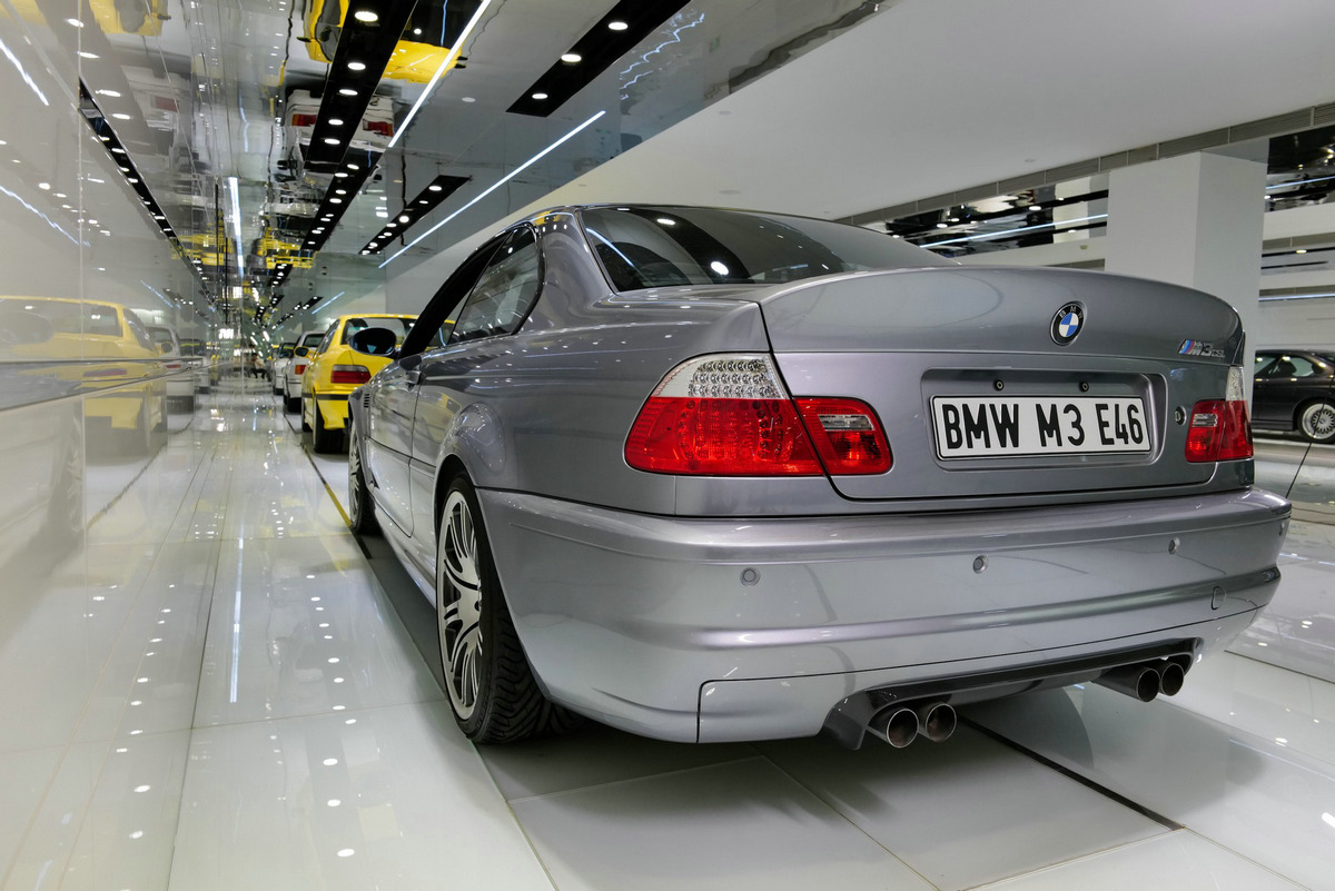 BMW-M3-CSL-8.jpg
