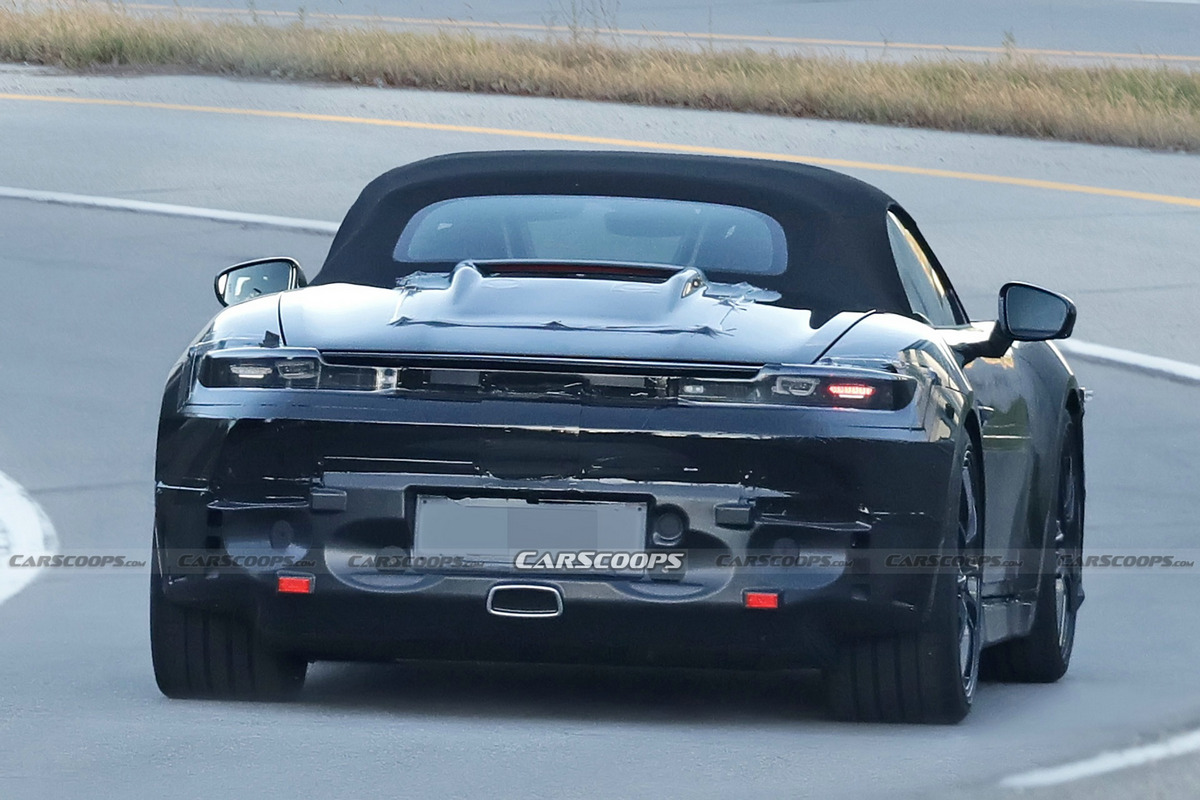 2024-Porsche-Boxster-983-EV-00008.jpg