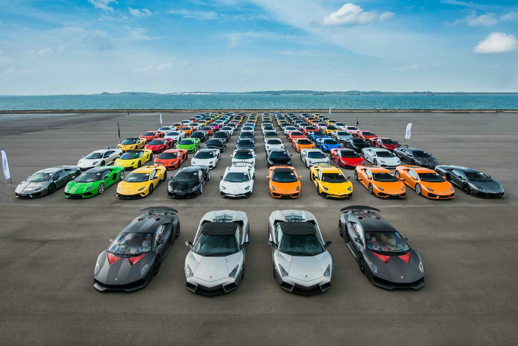Lamborghini-Singapore-gathering.jpg