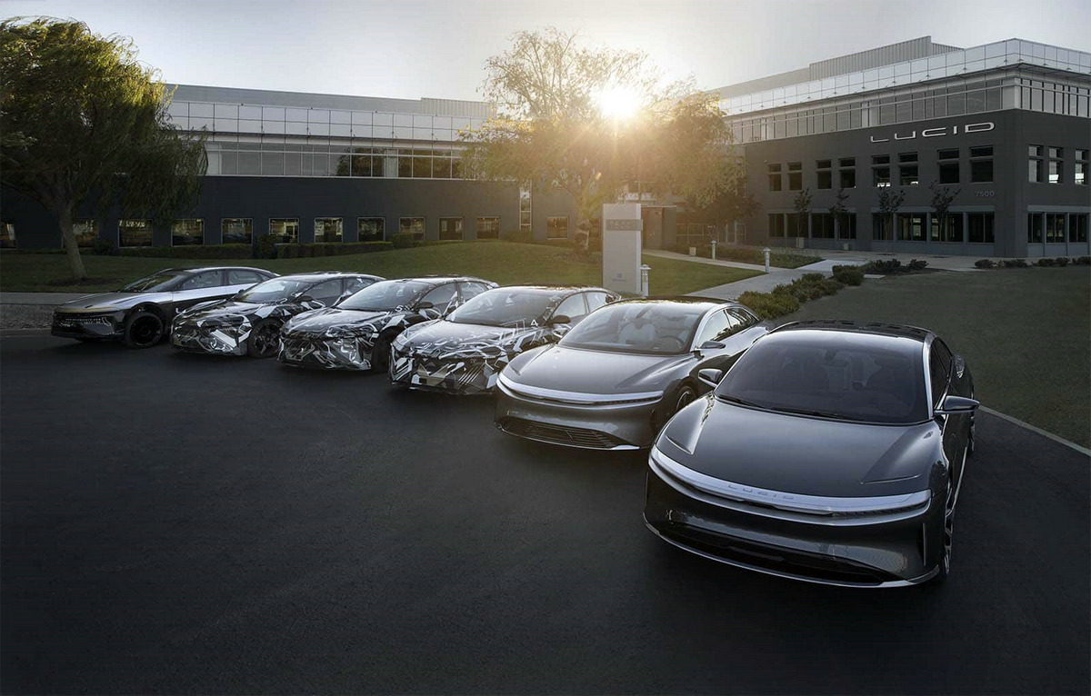 Lucid-Air-Prototypes-at-HQ.jpg