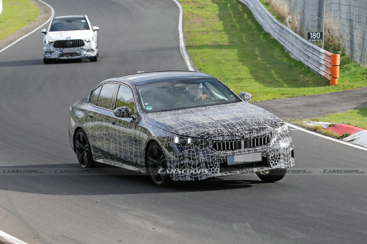 BMW-5-Series-and-i5-16.jpg