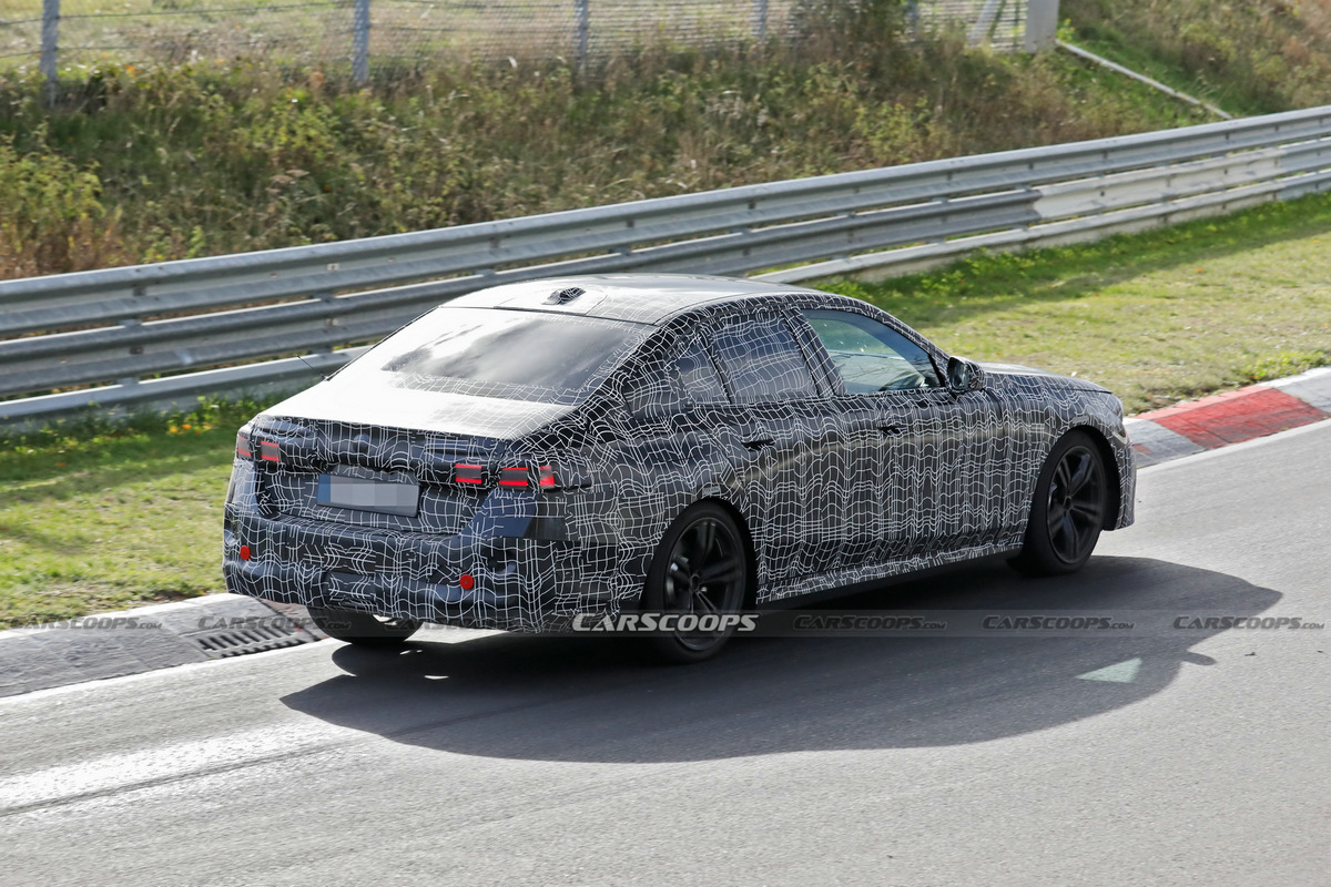 BMW-5-Series-and-i5-20.jpg