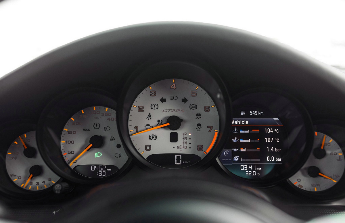 MANHART-TR-900-Porsche-911-GT2-RS-33.jpg
