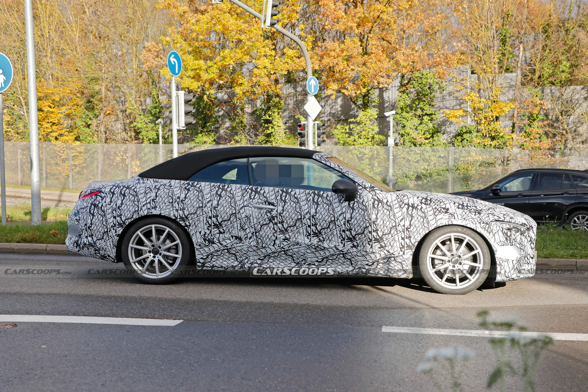 2023-Mercedes-CLE-Convertible-20.jpg