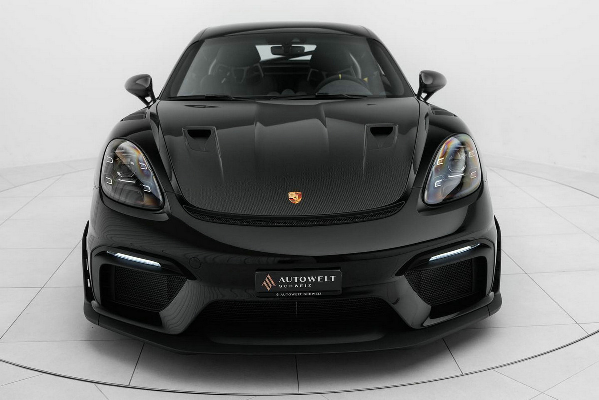 Black-Porsche-Cayman-GT4-RS-Weissach-3.jpg