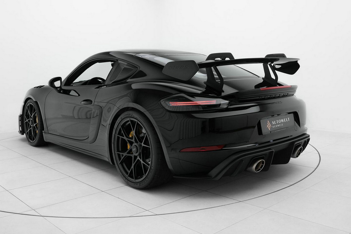 Black-Porsche-Cayman-GT4-RS-Weissach-2.jpg