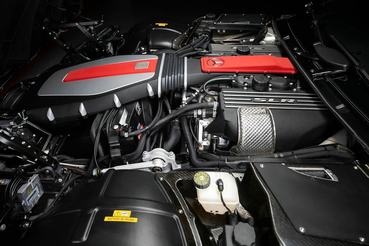 Mercedes-Benz-SLR-McLaren-15_1.jpg