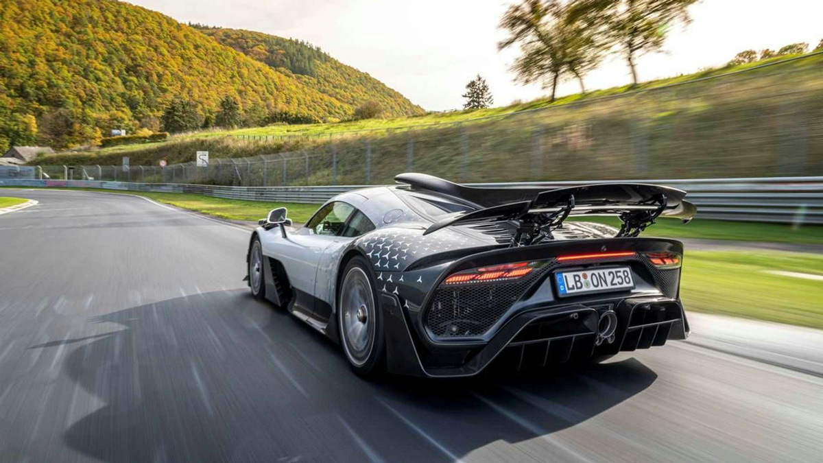 il-record-al-ring-della-mercedes-amg-one (2).jpg