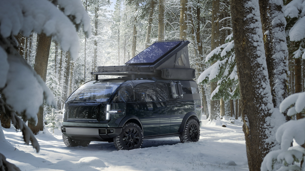 Canoo_PickupTruck_ExteriorSnow_12.jpg