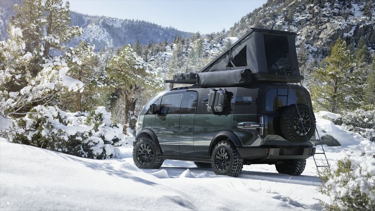Canoo_PickupTruck_ExteriorSnow_13.jpg