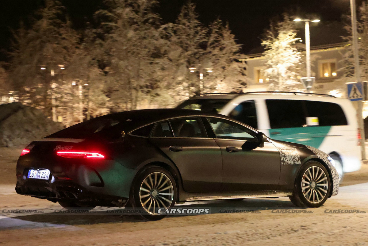 2024-Mercedes-AMG-GT-4-Door-13.jpg