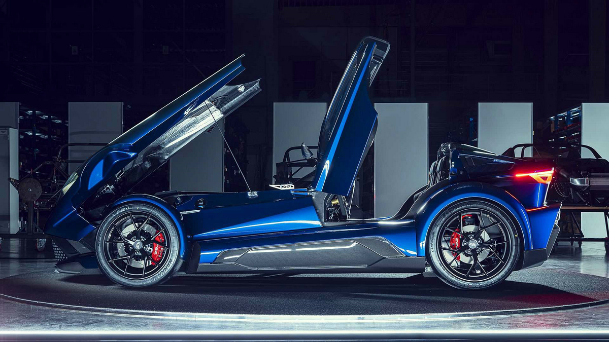 donkervoort-f22 (2).jpg