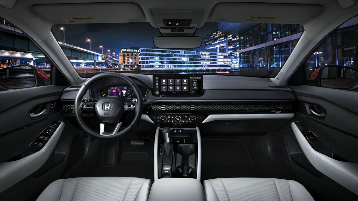 2023-honda-accord-hybrid-interior-1667945446.jpg