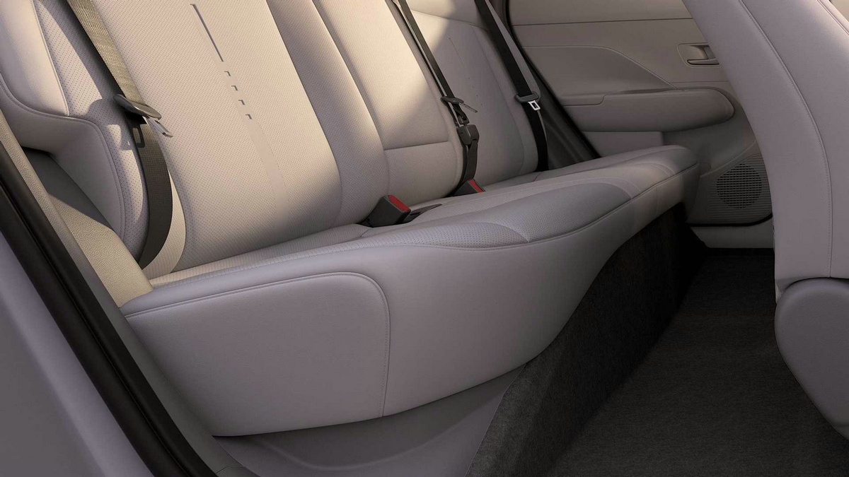 hyundai-kona-2023-interni (2).jpg