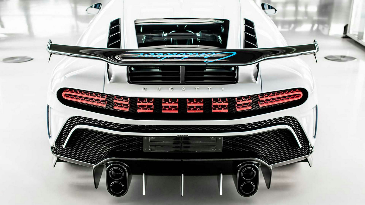 bugatti-centodieci-2022-zehntes-und-letztes-exemplar (3).jpg