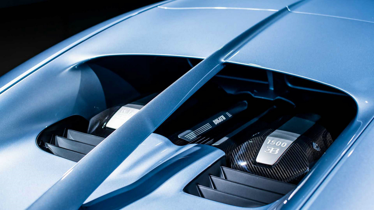 bugatti-chiron-profilee-2022 (8).jpg