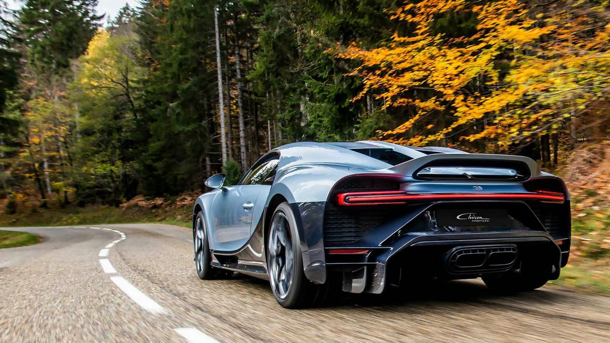 bugatti-chiron-profilee-2022 (4).jpg