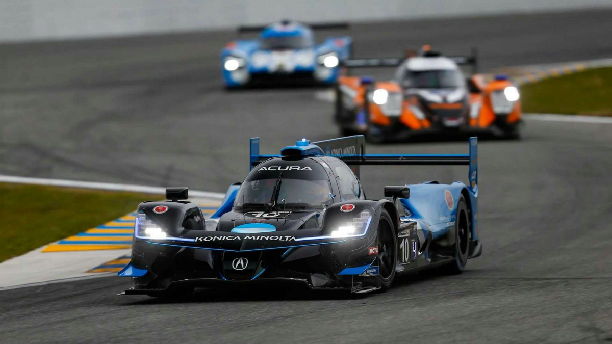 acura-arx-05-dpi-race-car-auction (1).jpg