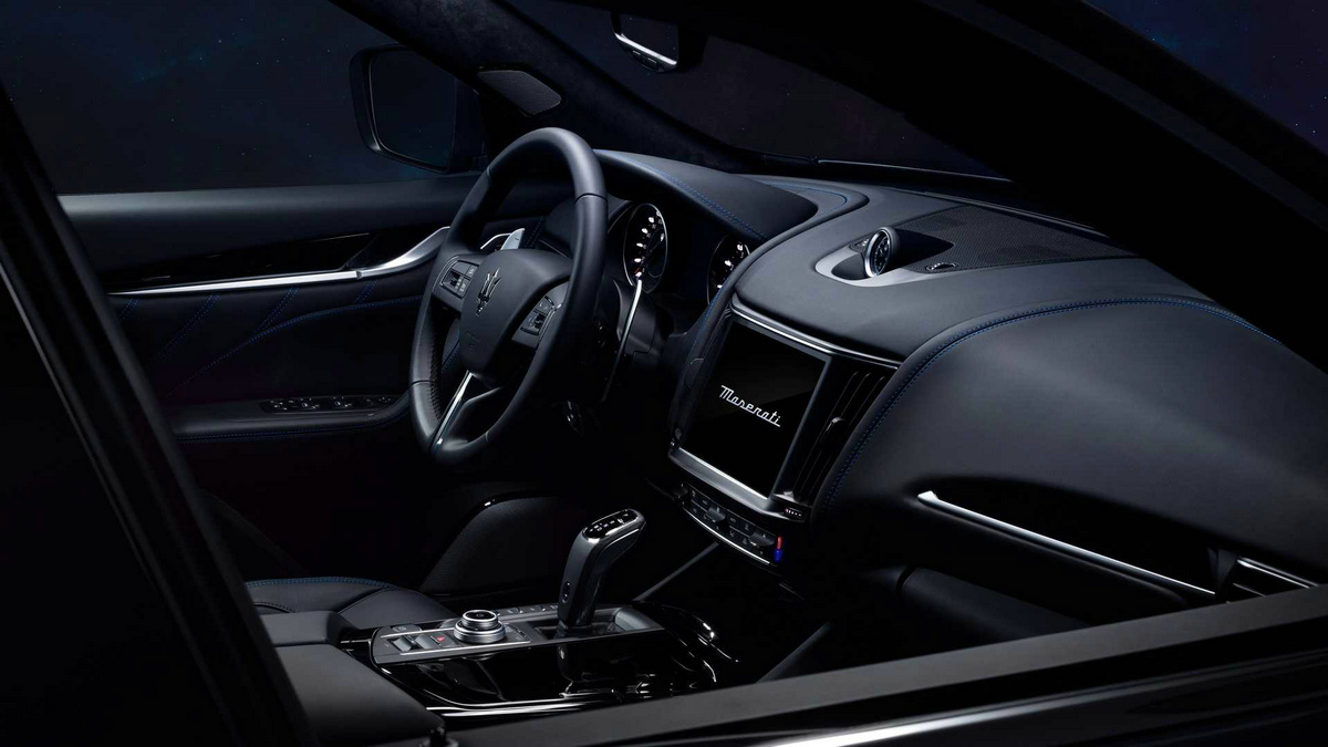2021-maserati-levante-hybrid.jpg