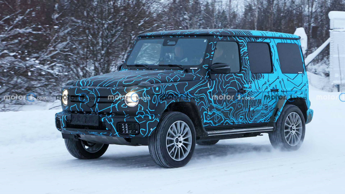 mercedes-benz-eqg-spy-photos (1).jpg