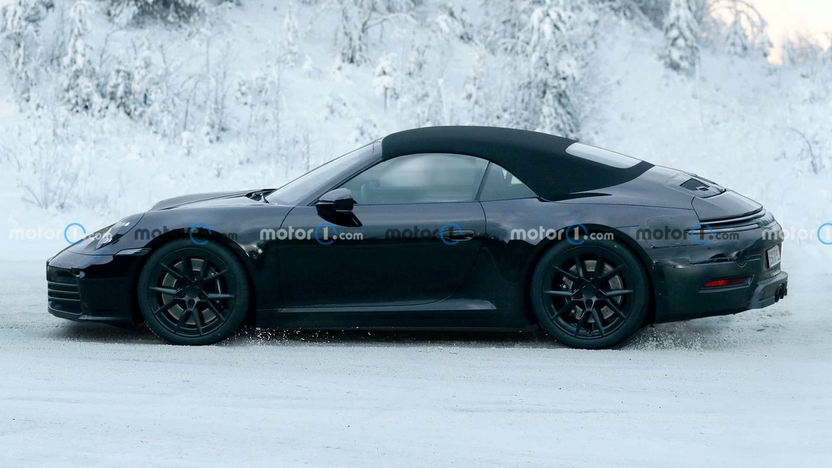 porsche-911-facelift-spy-photos (3).jpg