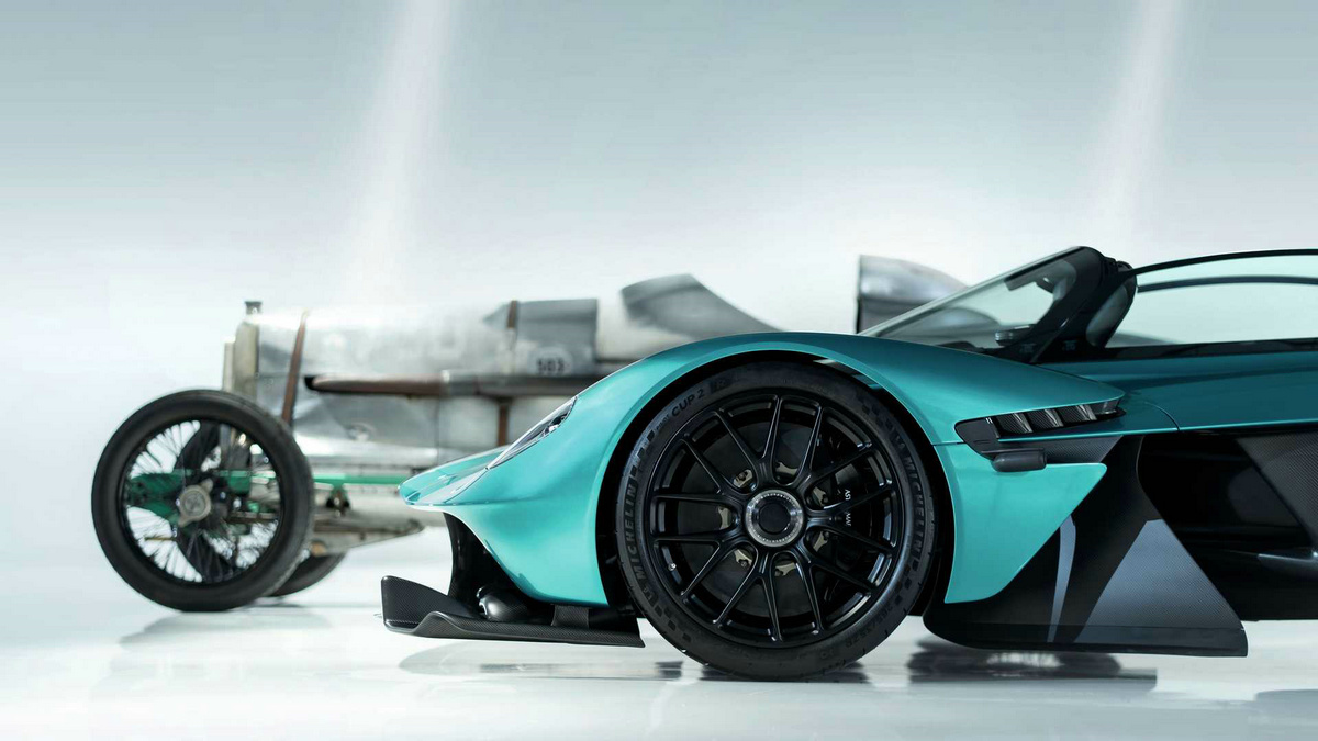 aston-martin-110th-anniversary (2).jpg