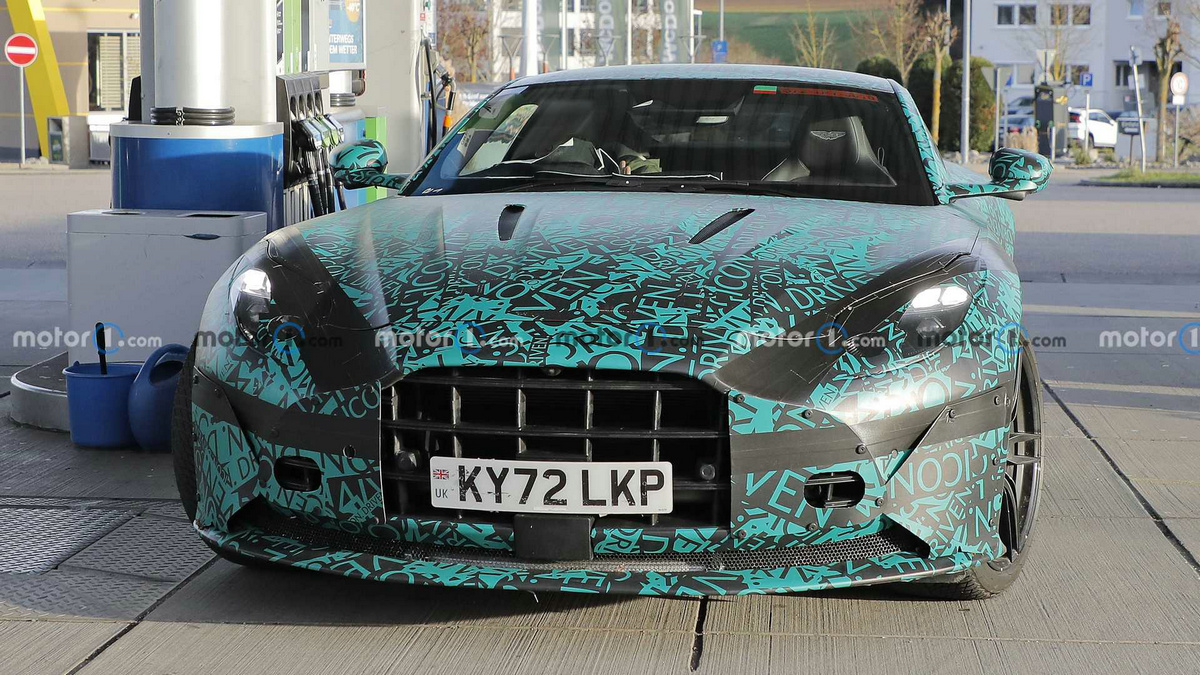 aston-martin-db12-side-view-spy-photo.jpg