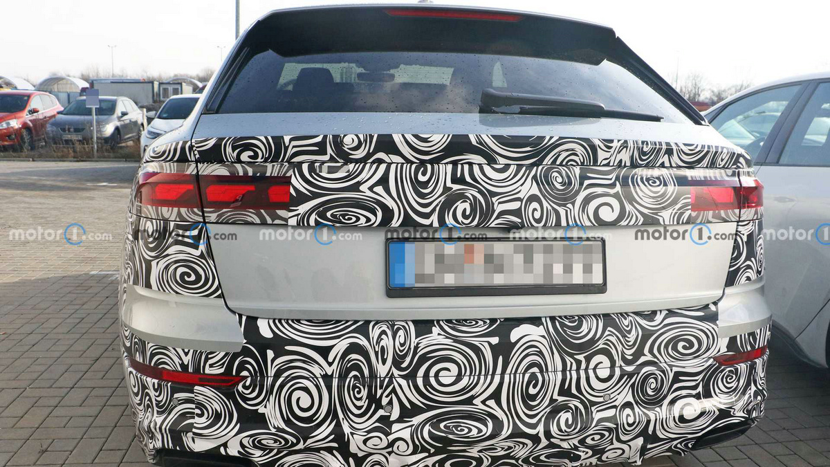 2024-audi-q8-facelift-spy-photo (5).jpg