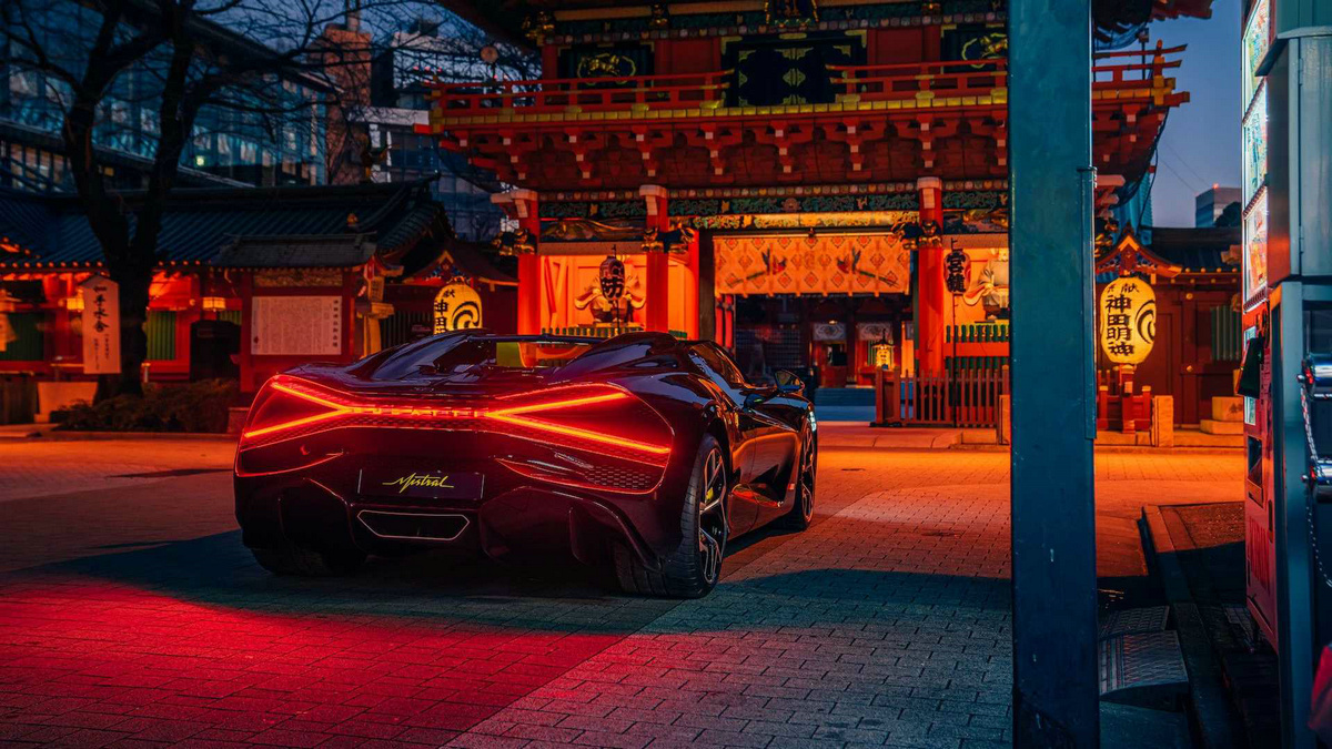 bugatti-w16-mistral-roadster-in-tokyo-japan (7).jpg
