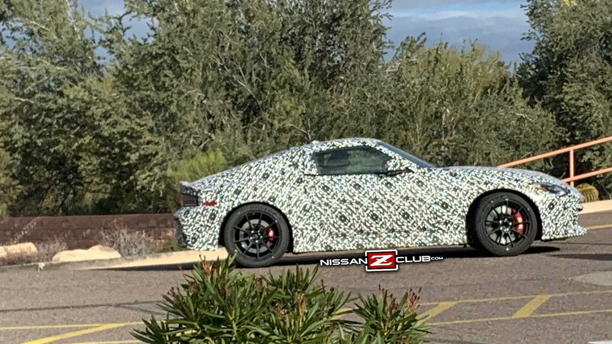 nissan-z-nismo-spy-photo (3).jpg