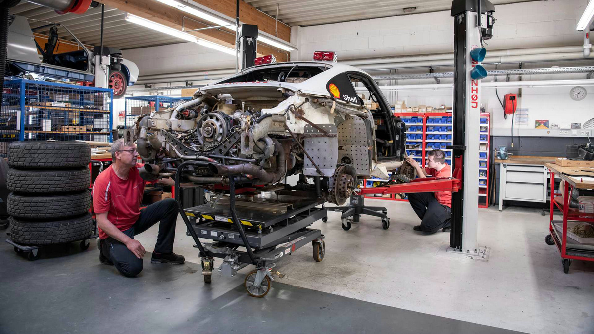 porsche-preserves-959-paris-dakar (11).jpg