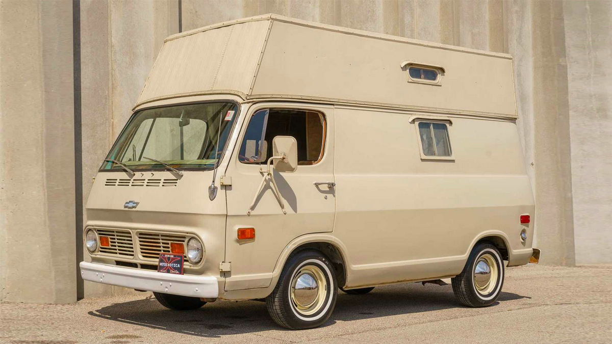 1969-chevrolet-g20-camper-van (2).jpg