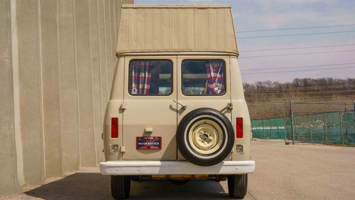 1969-chevrolet-g20-camper-van (7).jpg