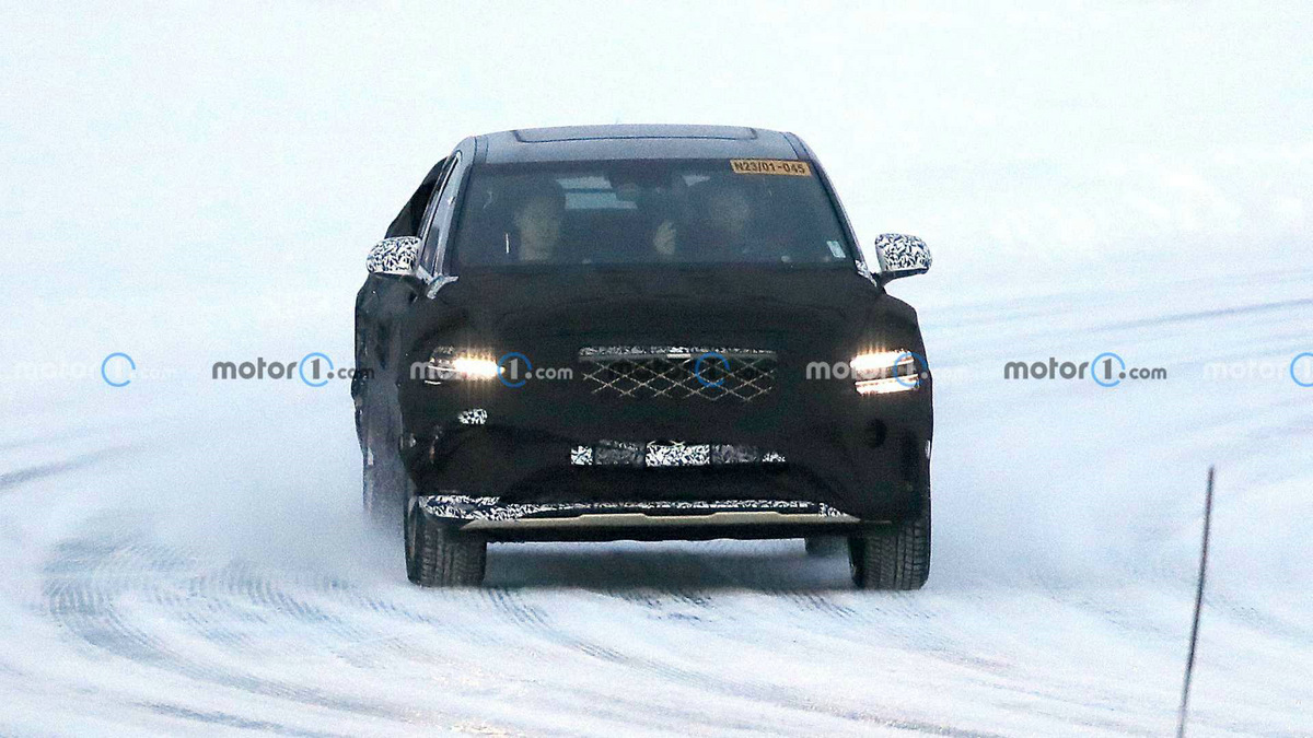 genesis-gv80-coupe-spy-photo.jpg