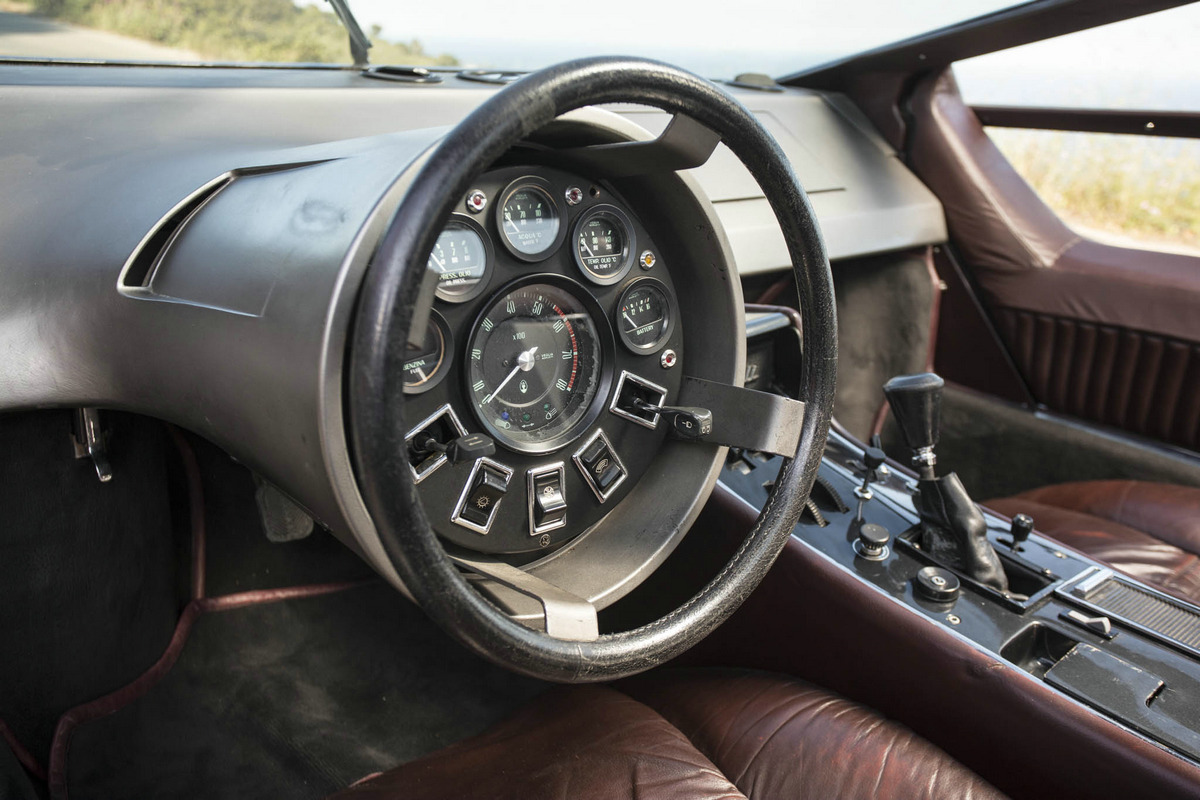 maserati-boomerang-03.jpg