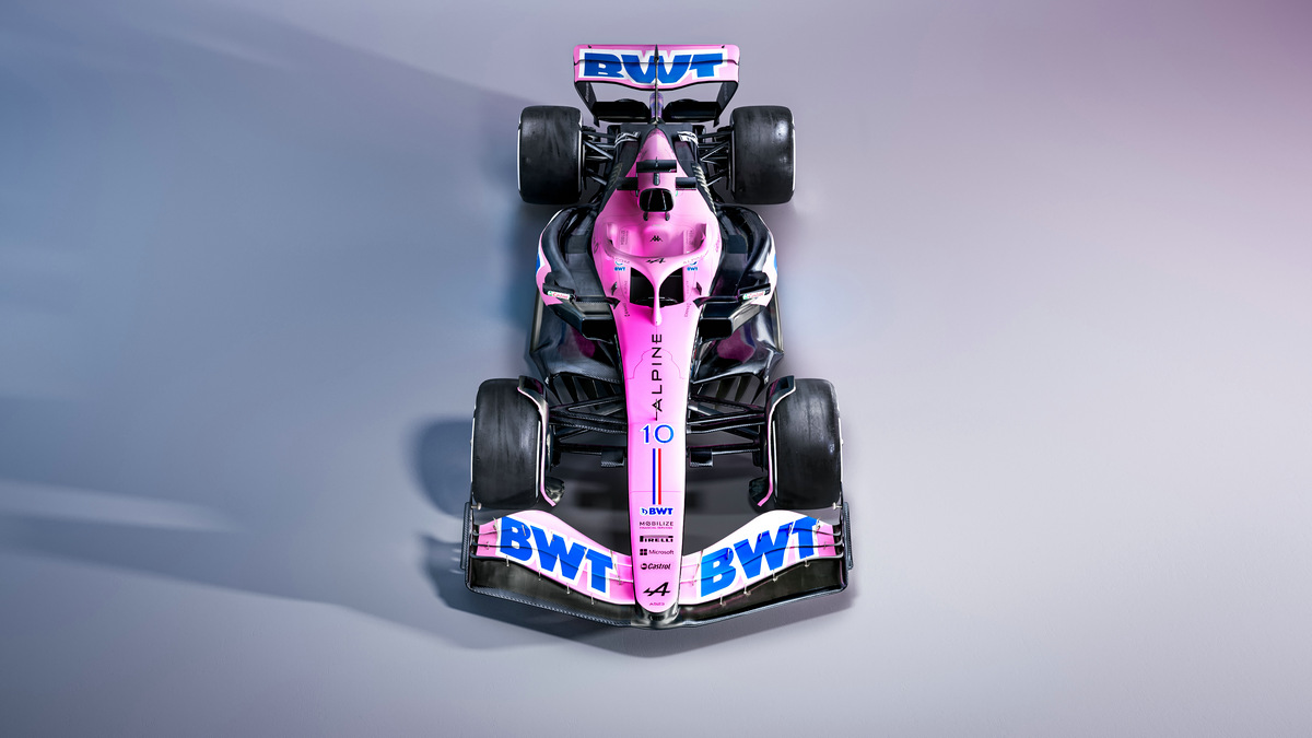 A523 White Studio Pink 03.jpg