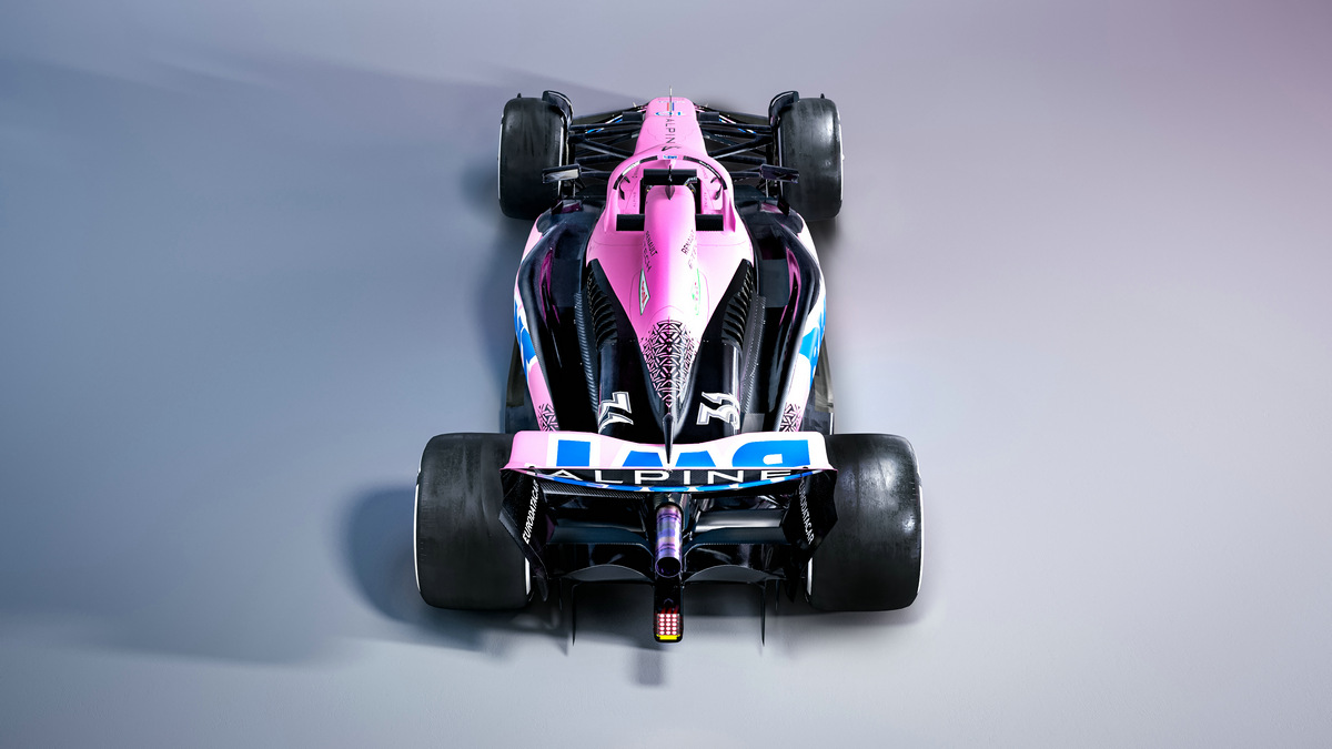 A523 White Studio Pink 04.jpg