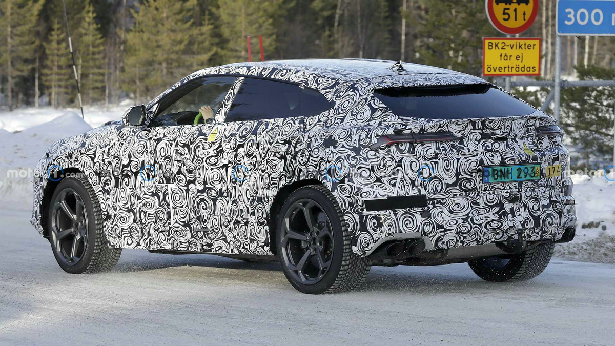 lamborghini-urus-phev-spy-shots (3).jpg